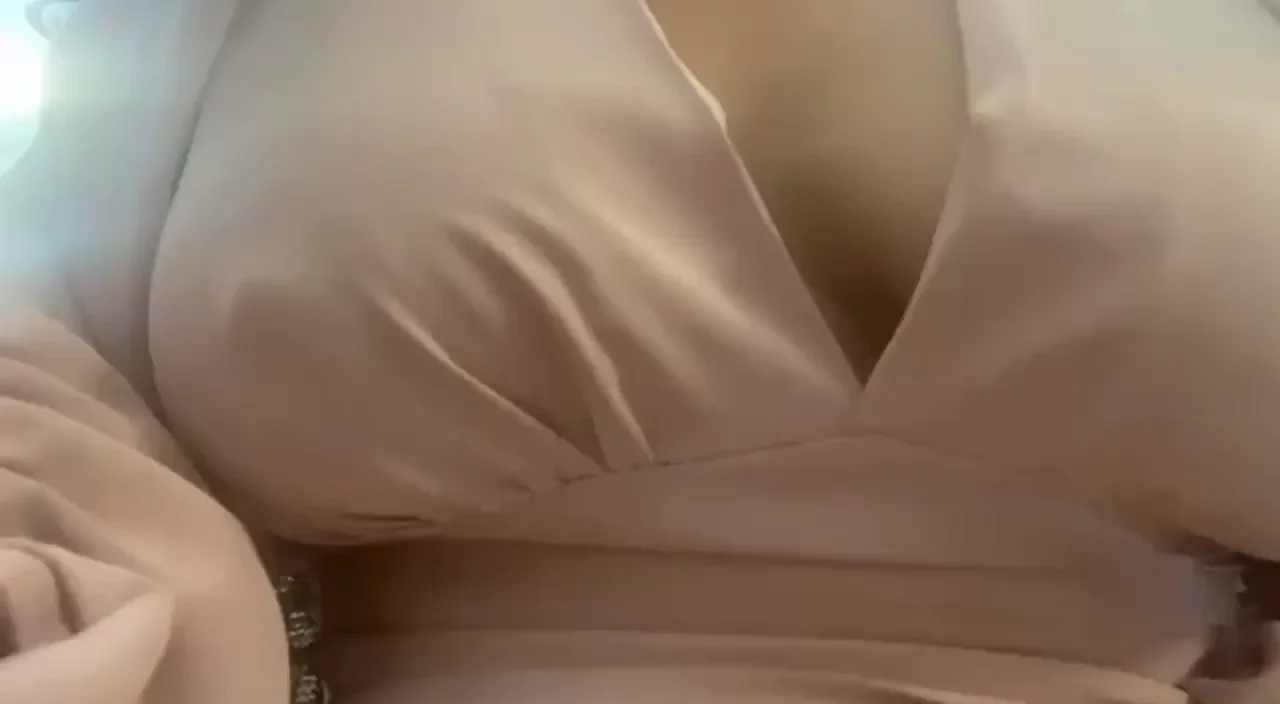 No bra needed today 😁›