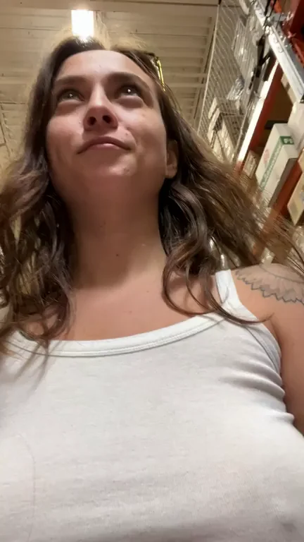 Piper Quinn's Aisle 3 Cum Dump Tease: Mess Inside or Out?