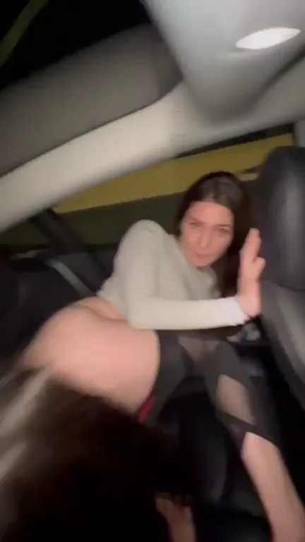 Uber Driver's Shocking Car Fuck Surprise 😈🚗💦