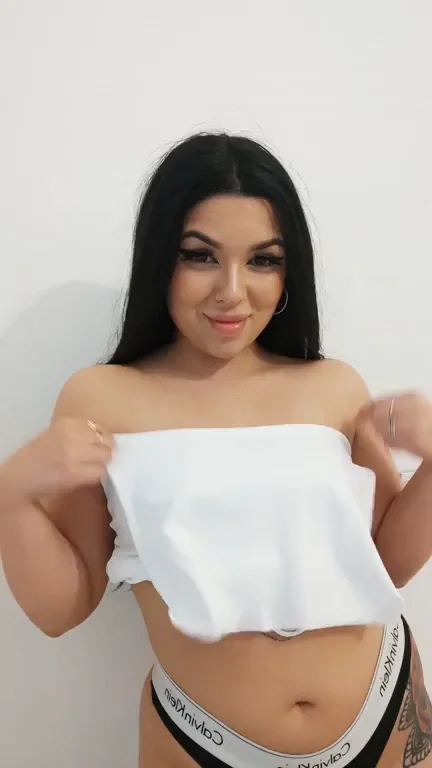 Thick Amateur Teen Teases Natural Tits - Try Not Cumming