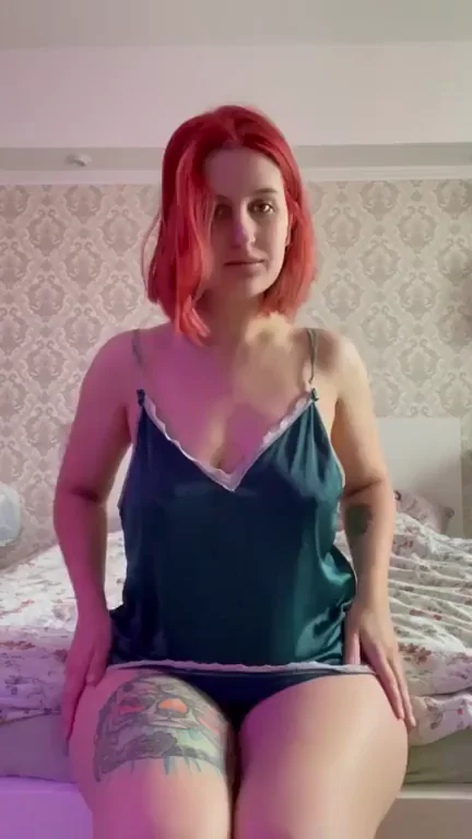 Morning Wood for Saggy Tits Redhead Slut 😍💦