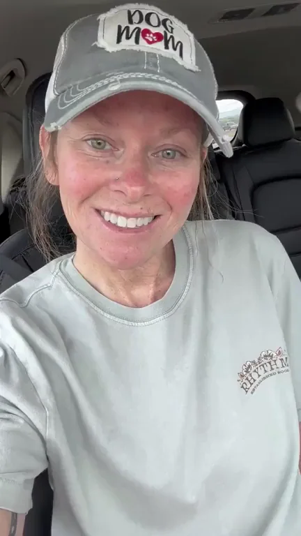 Buckle up, this MILF is going to take you for a long ride (F)