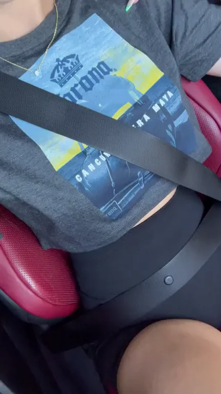 Gym Parking Lot Titty Drop Craving 😈🍈🍈