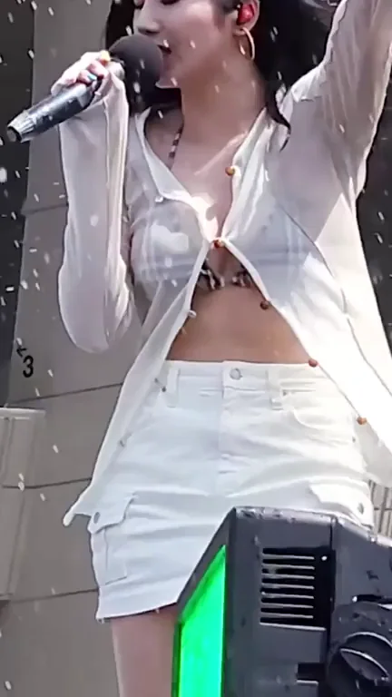 Kwon Eunbi