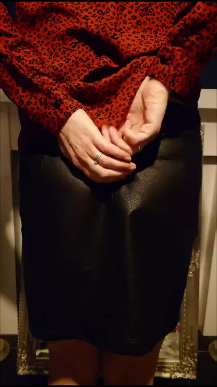 Little Buttplug Surprise 🍑🔥