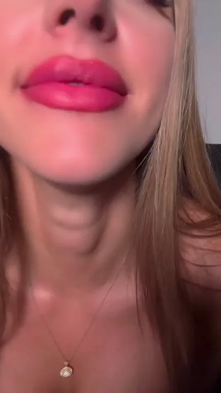 Waking Up Wild & Squeezing My Massive Tits 😈💦