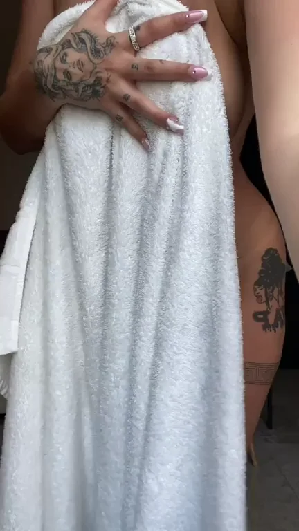 Boobs, pussy or asshole ? Where you gonna finish ?