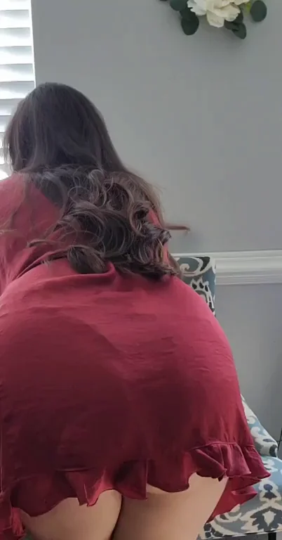 Park Your Cock in My Chair... I'll Bounce My Thick Ass on It 🍑💺