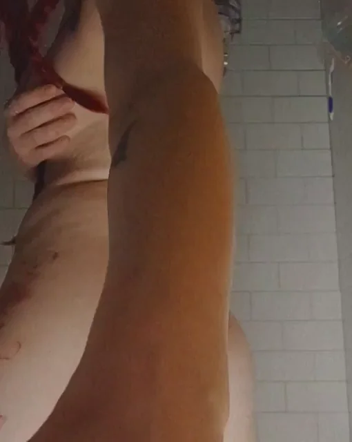 I like presenting my naughty ass