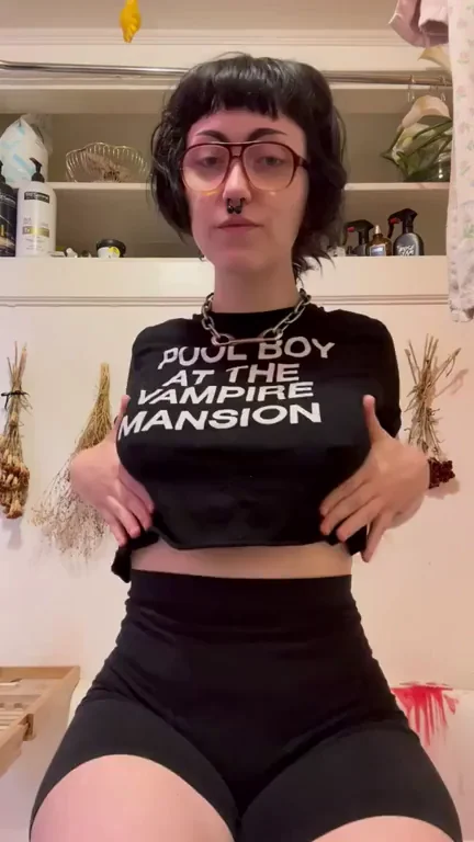 I want someone who will only fuck my tits