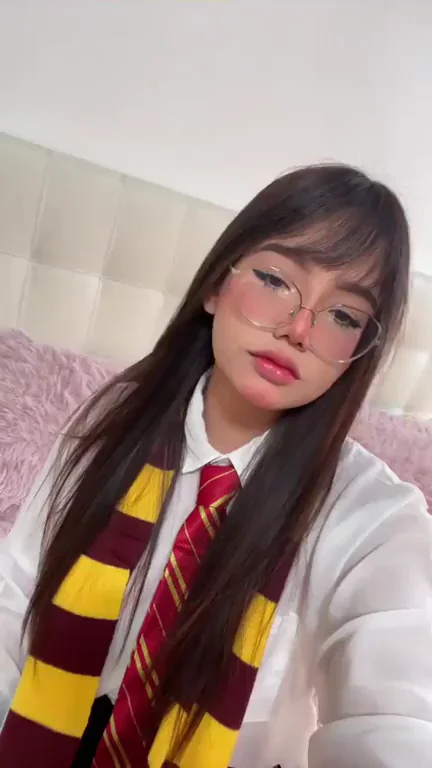 Daily Harry Potter Cosplay Tease: Stroke Your Cock to My Asian Slut Snaps? 🪄🍆💦