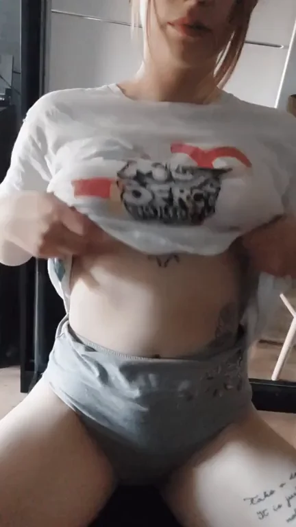 Epic Titty Drop: Massive Naturals Bounce Free from Oversized Hoodie 😈