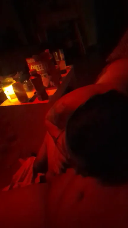 🔥 Sultry Latina Slurps Fat Cock on Couch 💦👅