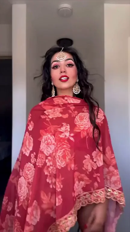 Well there's no need for my dupatta now 😈
