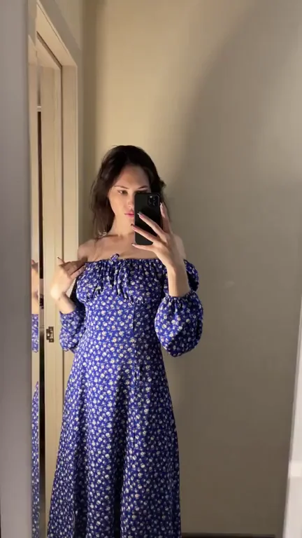 Call Me Mommy While You Suck These Juicy Natural Tits 😍💦