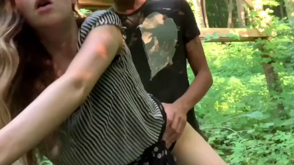 We love the woods this time of year! [GIF]