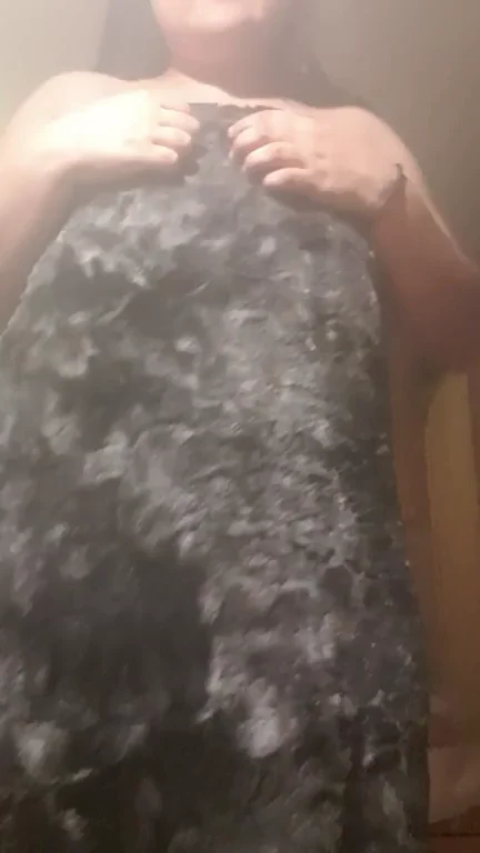 Thick College Teen Tease: Love My Juicy Body? 🔥🍑