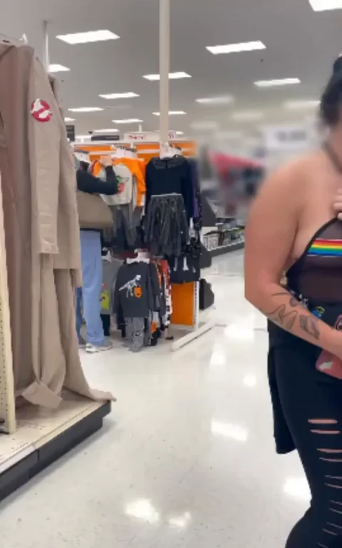 I hope the lady behind me didn’t mind lol