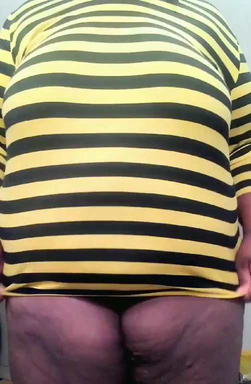 Ok so I'm legit nervous about this, but also wildly curious about how many *serious* belly lovers there are in this sub..humor me?