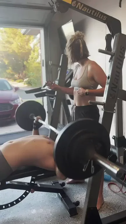 Could You Finish Your Set with My Tits Teasing You? 💦🔥 [F] Spotting [M]