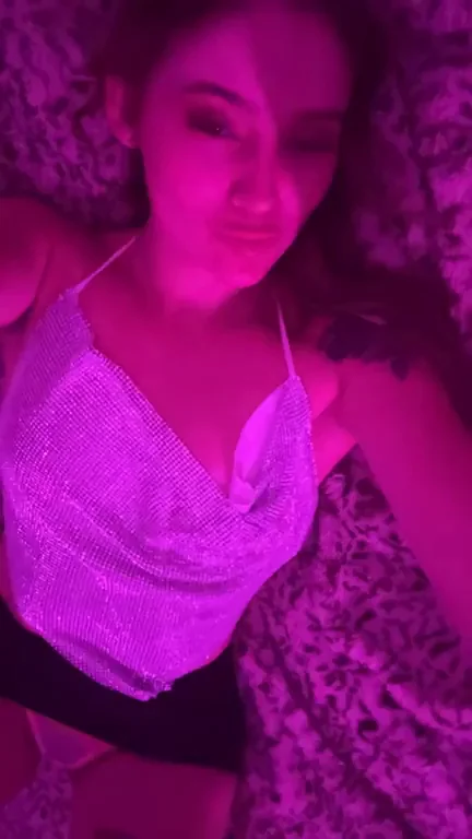 Gimme That Hot Cum Now! 😈💦 Latina Slut Begs for Breeding