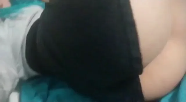 Raise your dick if you'd love to fuck me
