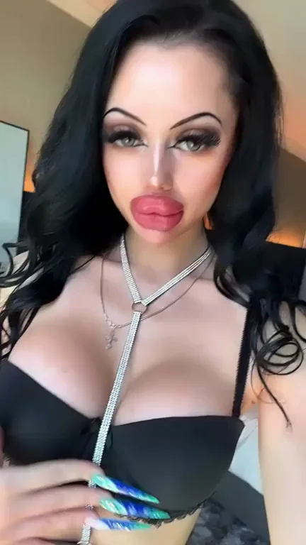 Bimbo Slut's Black Lingerie Tease: Fake Tits & Juicy Ass Overflow