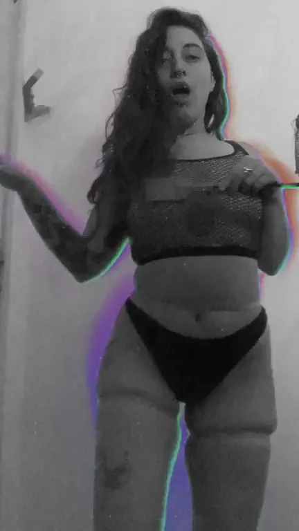 Friday Toy Fuck Fest with My Juicy Latina Ass 🍑🔥