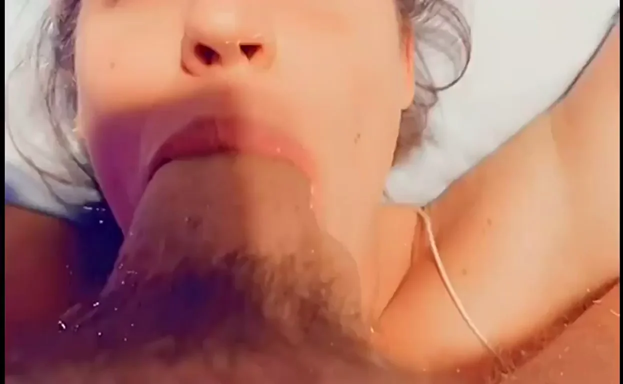 My wife's the best DEEPTHROATER on Reddit
