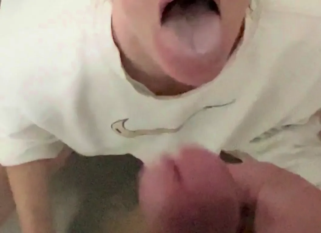 I want cock in my mouth