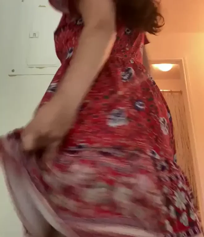 Latina MILF's Juicy Holes Begging for a Deep Fill-Up