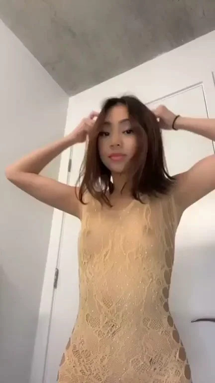 Slutty Korean Babe Teases Her Tight Body 🍑🔥