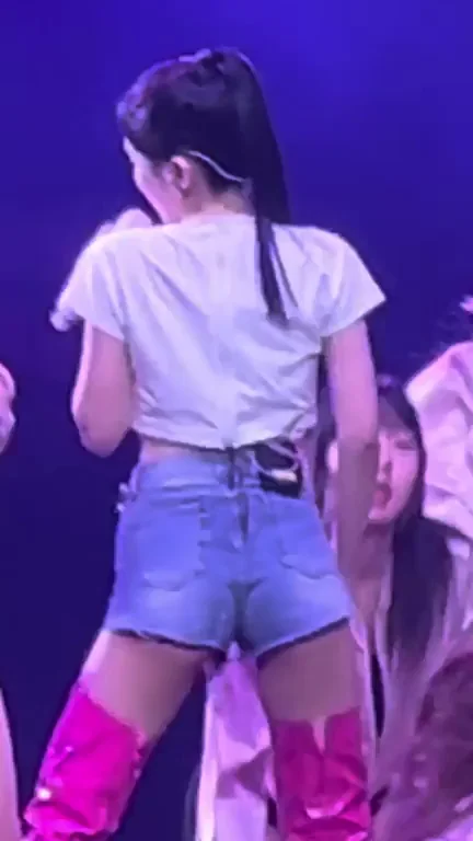 TWICE - Mina