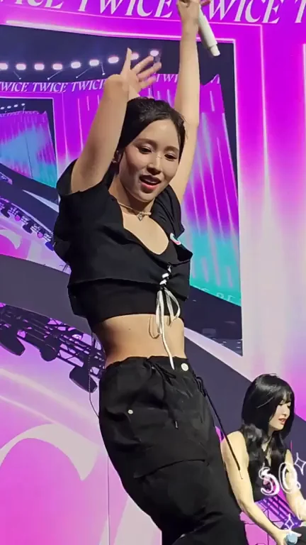 TWICE - Mina