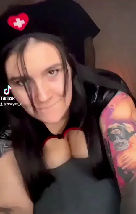 Redditor Nurse Slut Begs for Raw Fuck in Shiny Latex Tease