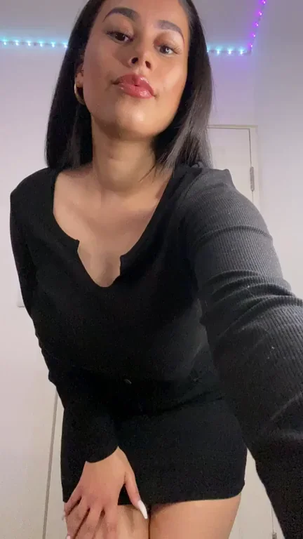 First Word That Popped in Your Dirty Mind? 🍑💦 Big Tits Tease