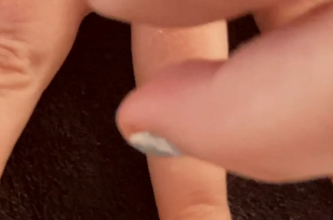 Pussy Scrubbin' Solo: Join My Wet Finger Fuck Fest?