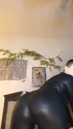 wanna squeeze my ass?
