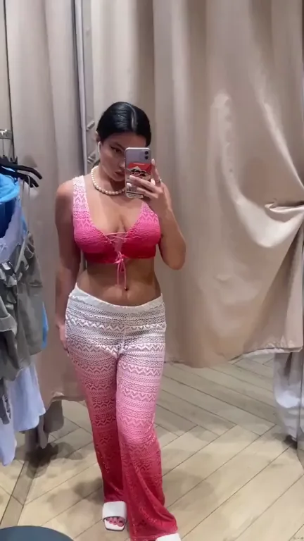 Help Me Peel Off This Pink Top for a Juicy Titty Job? 😈💦