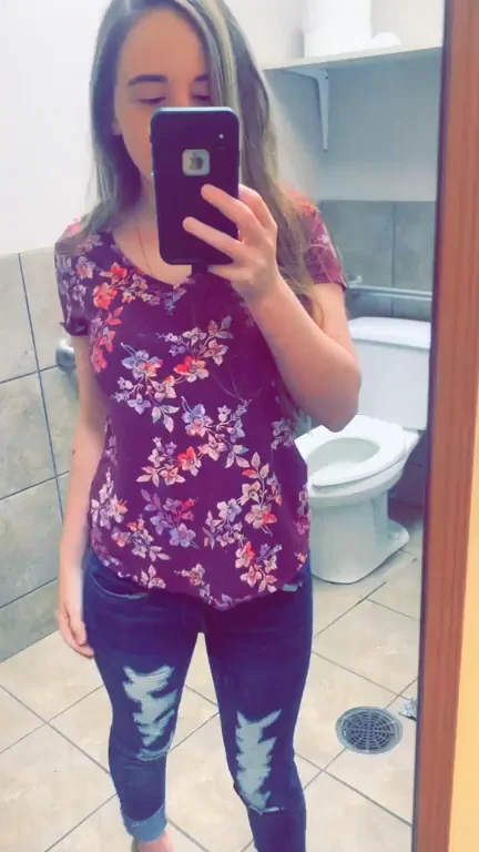 🔥 HR Slut in Bathroom Tease: Fuck Me & I'll Keep Your Secret? 😈💦