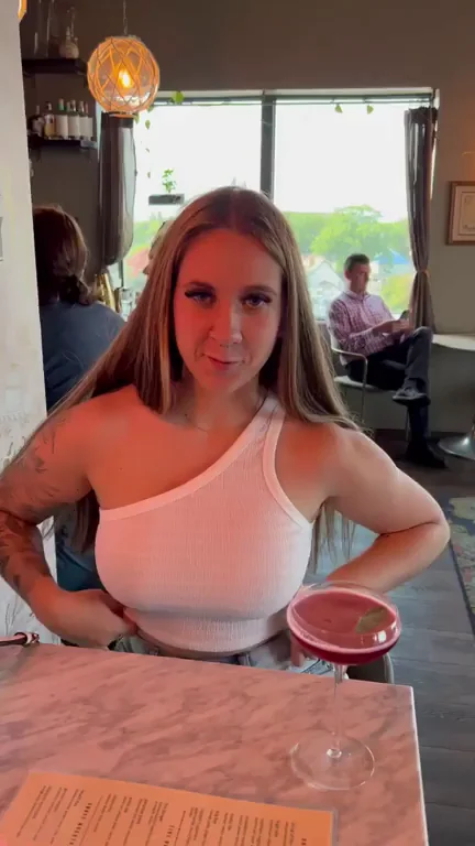 Flashing my big tits makes me so horny ;)