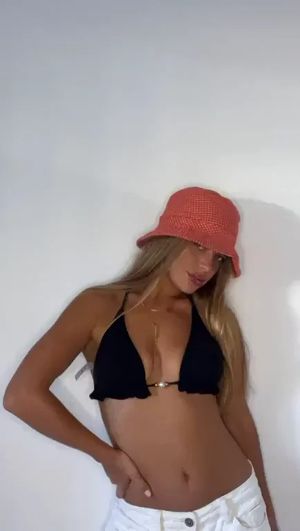 My face is a target for hot cum