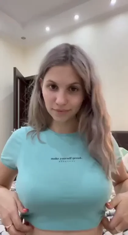 Online Cam Slut Cums Hard Watching You Stroke 😈💦