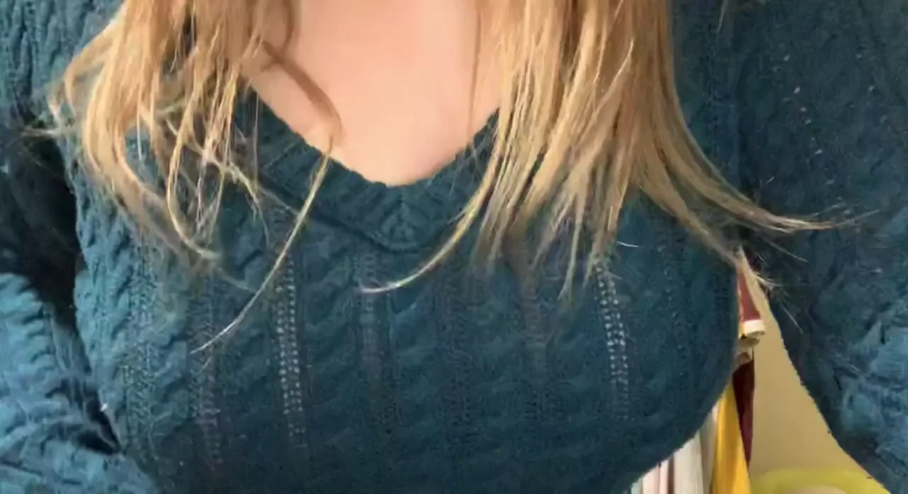 Revealing these big tits for you <3