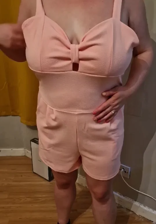 Pink Jumpsuit Tease: Flashing These Massive BBW Tits 🍑💦