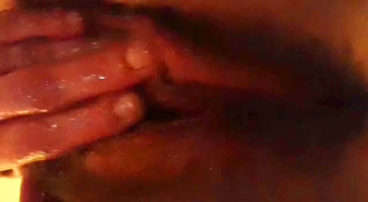 Wife fisting her hairy wet cunt - sound on ðŸ”Š