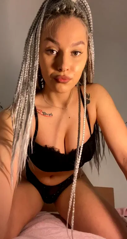 Would You Jerk Your Cock to My Slutty Nudes? 😈💦