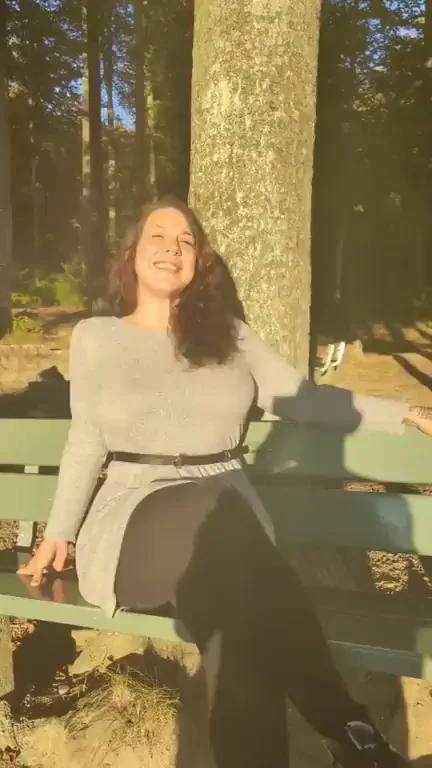 I hardly ever wear a bra, would you notice if you where jogging by??