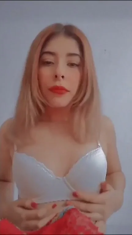 Hi Daddy, I'm Your New Fuckdoll Applicant 🍑🔥