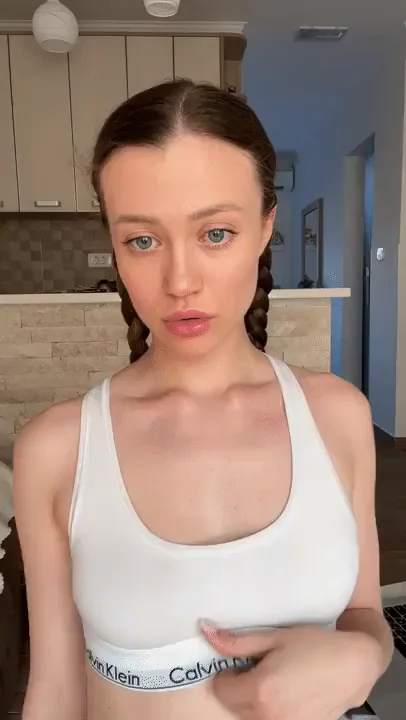 My young tits are waiting for your kisses [oc]